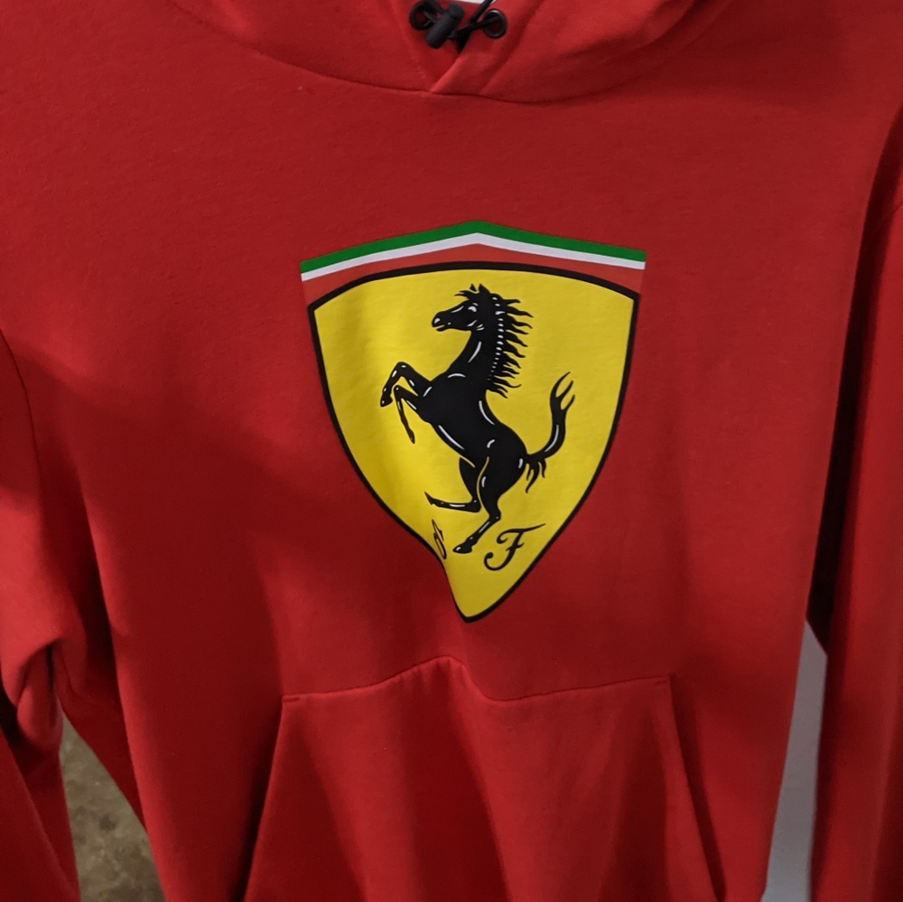 Extra large, Ferrari hoodie, soft material inside